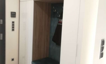 25b